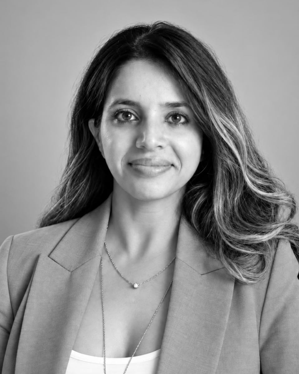 Dr. Deepali Kapahi Jones